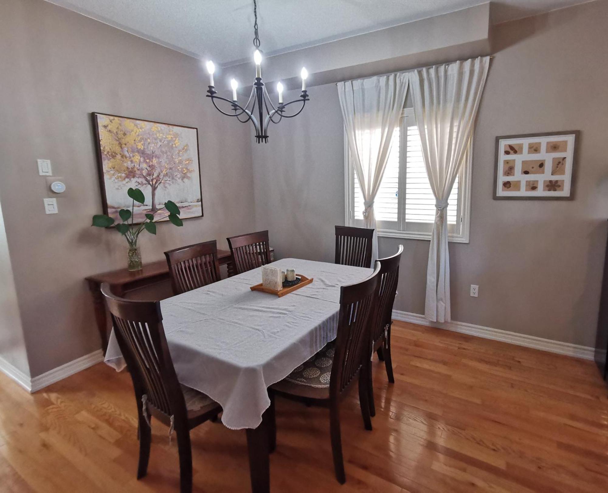 4 Bedroom 3 Washroom Charming Home In Markham With Warm Cozy Vibe Buitenkant foto