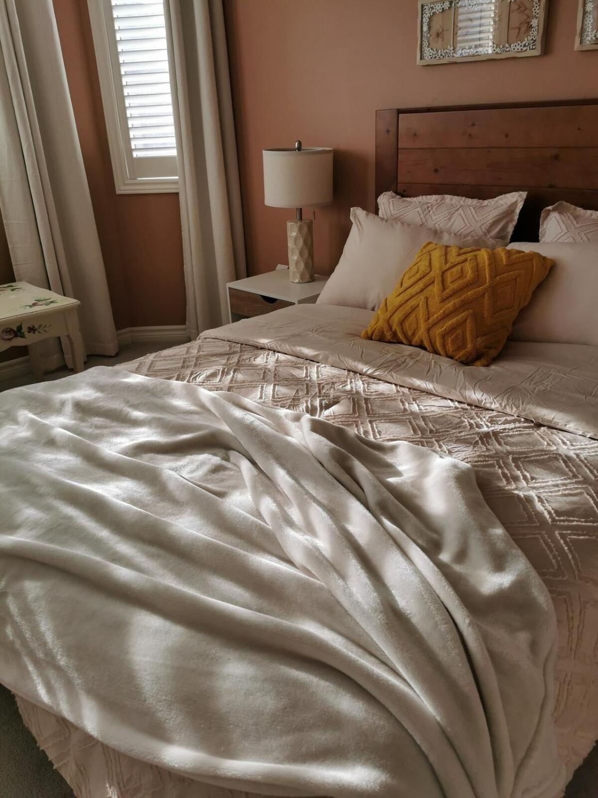 4 Bedroom 3 Washroom Charming Home In Markham With Warm Cozy Vibe Buitenkant foto